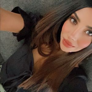 Meet your Posher, Areli